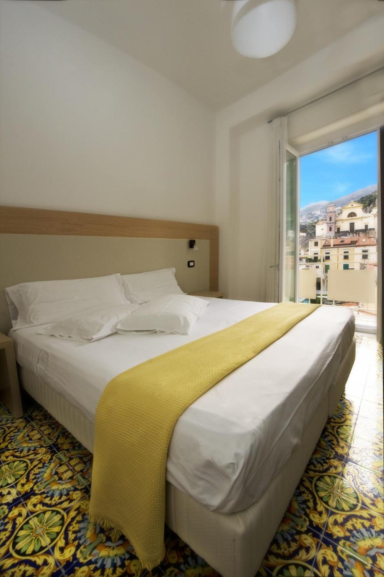 Hotel Torre Di Milo Maiori Exterior photo
